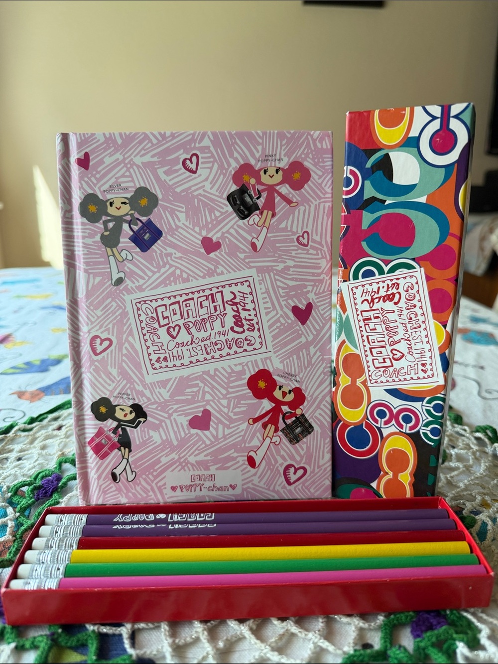 🩷 COACH POPPY CHAN DOLL HARDCOVER NOTEBOOK & COACH POPPY 12 PIECE PENCIL SET 🩷